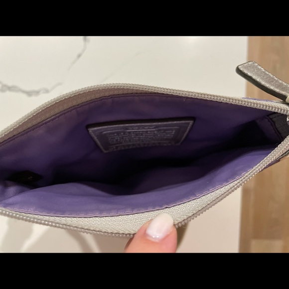 Crossbody Coach Purse - Picture 5 of 6